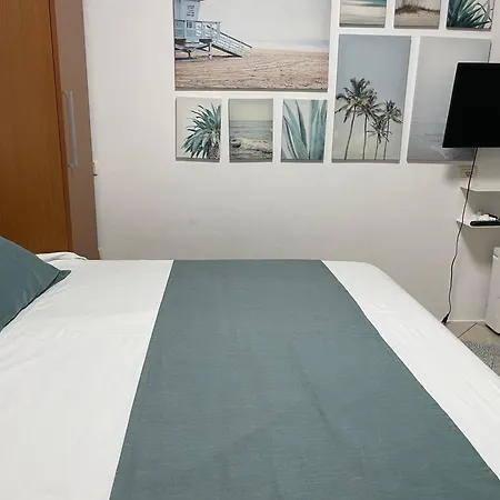 Dm On The Beach, Private Garage Available * Durrës